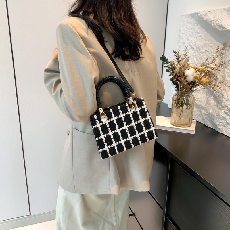 Woolen Top-Handle Large Capacity Tote Bag view 2