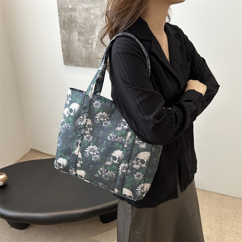 Skull Print Large Capacity Tote Bag view 2