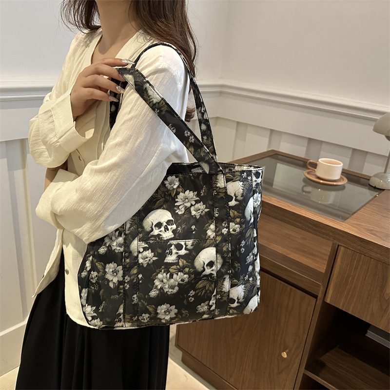 Skull Print Large Capacity Tote Bag view 4
