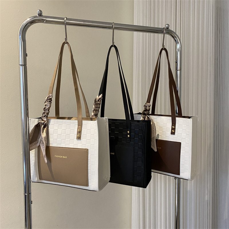 Vintage Color Block Tote Bag view 4