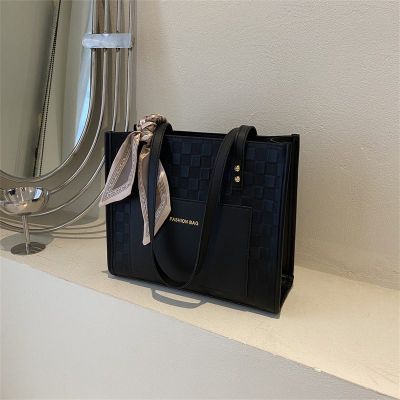 Vintage Color Block Tote Bag view 6