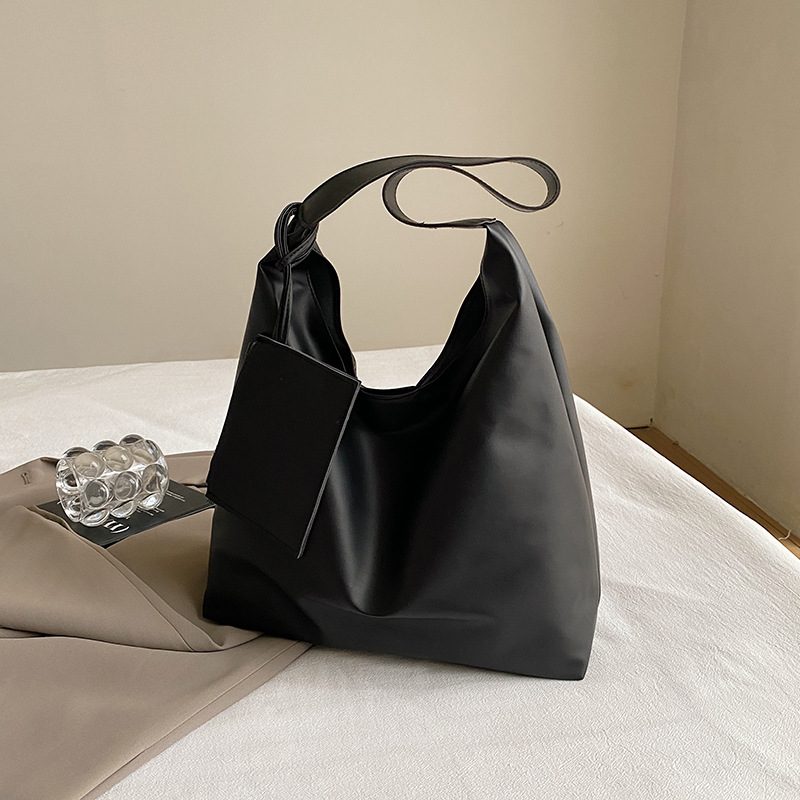 Soft Minimalist Solid Color Tote Bag view 4