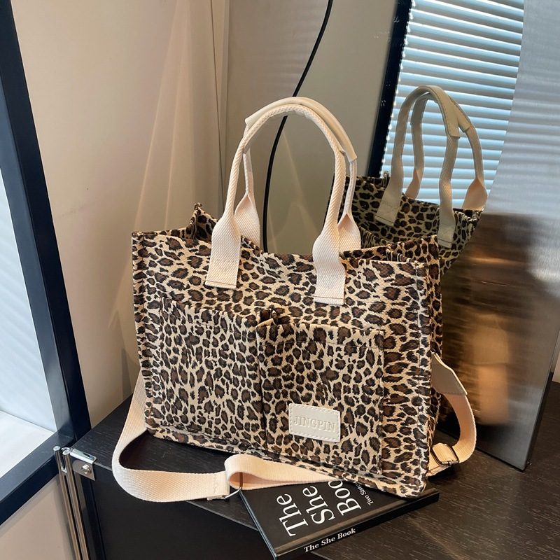 Leopard Print Canvas Tote Bag Large Capacity view 2