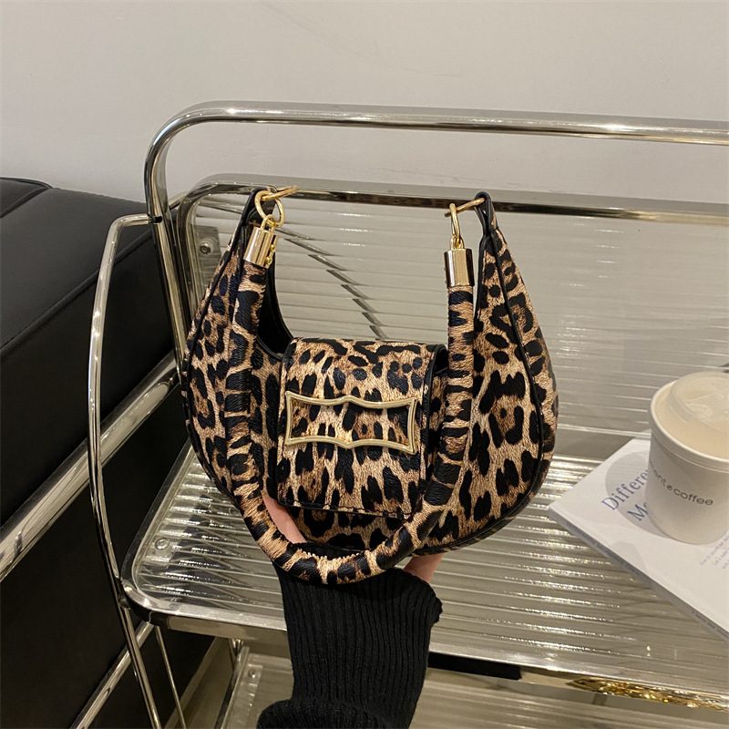 Tas Bahu Top-Handle Motif Leopard view 2