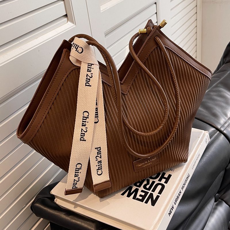 Minimalist Tote Top-Handle Shoulder Bag view 2