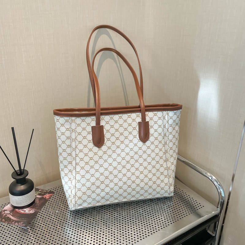 Minimalist Large Capacity Shoulder Tote Bag view 4