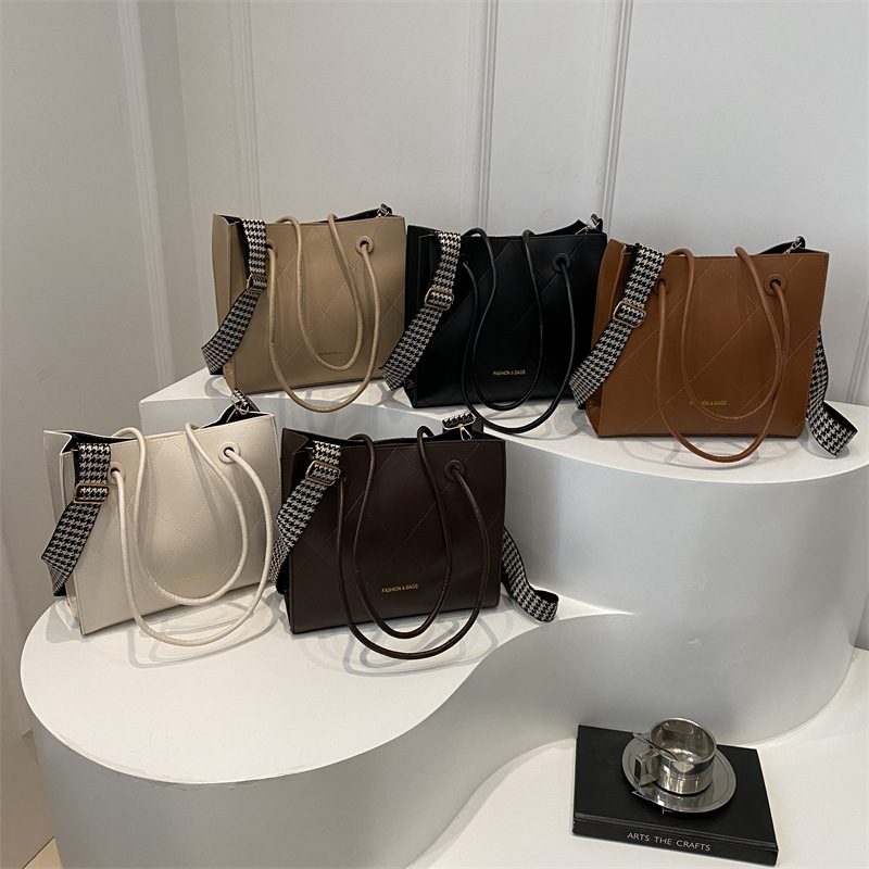 Vintage Wide-Strap Shoulder Tote Bag