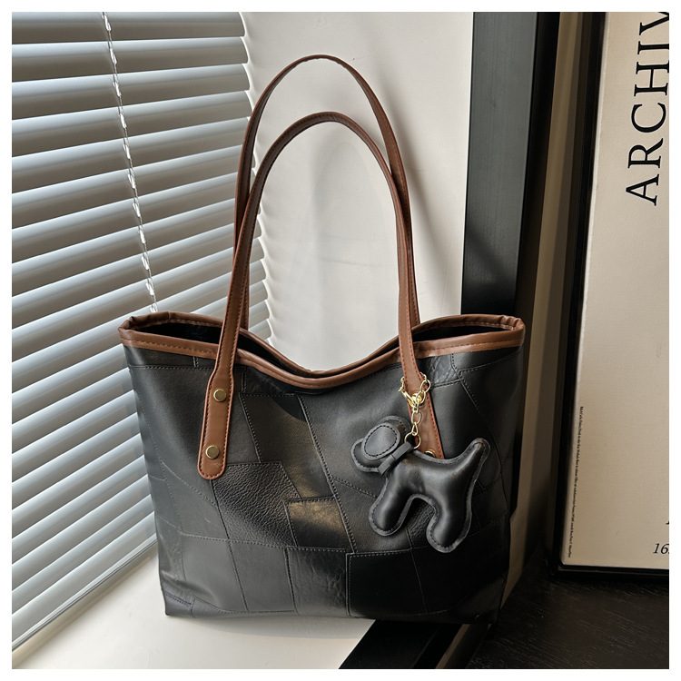 Tas Tote Bahu Minimalis Kapasitas Besar view 6