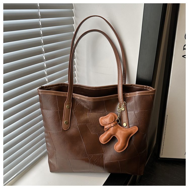 Tas Tote Bahu Minimalis Kapasitas Besar view 8