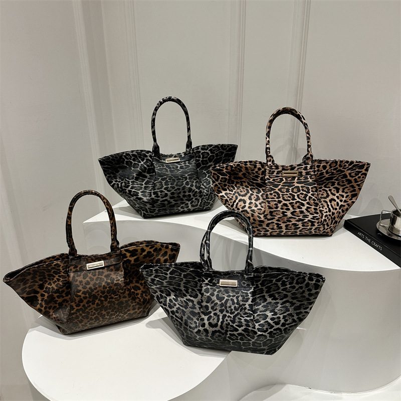 Leopard Print Large Capacity Top-Handle Tote Bag