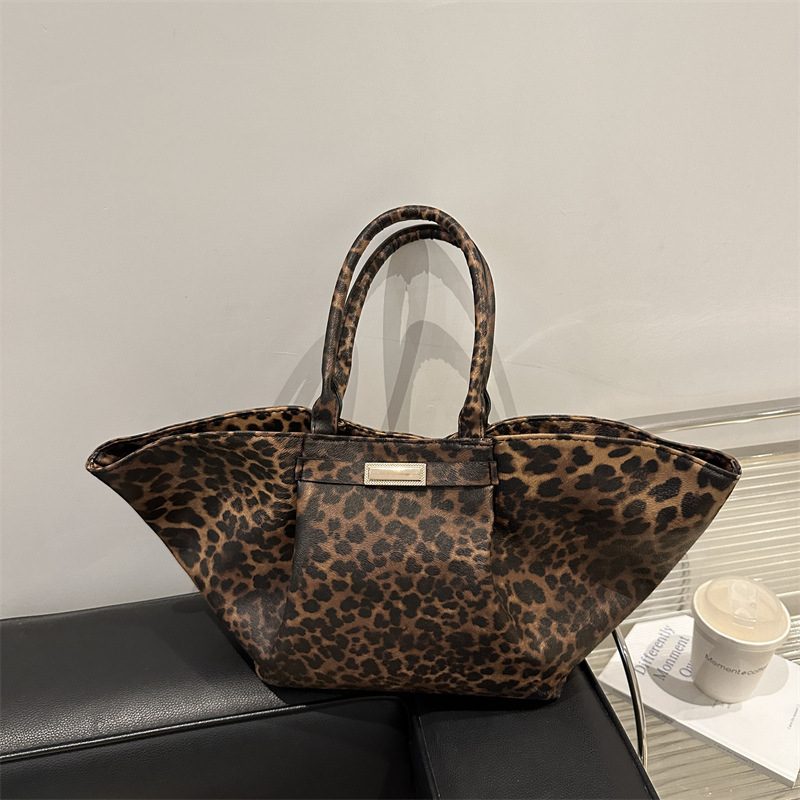 Leopard Print Large Capacity Top-Handle Tote Bag view 4