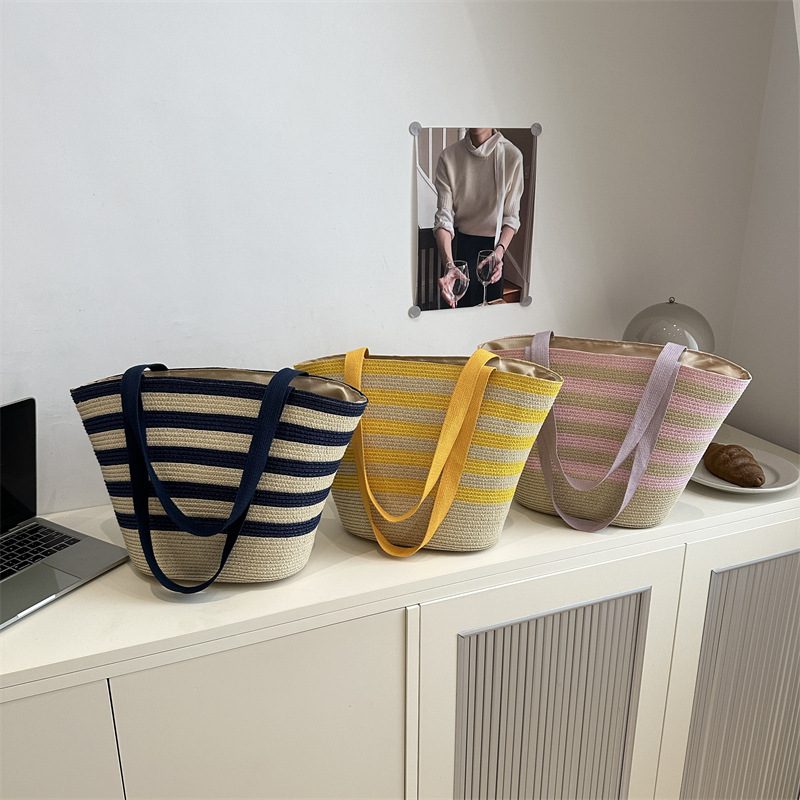 Woven Straw Large Capacity Shoulder Tote