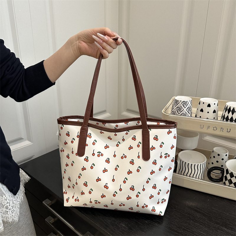 Tas Tote Bahu dengan Pegangan Atas Cetak Ceri view 2