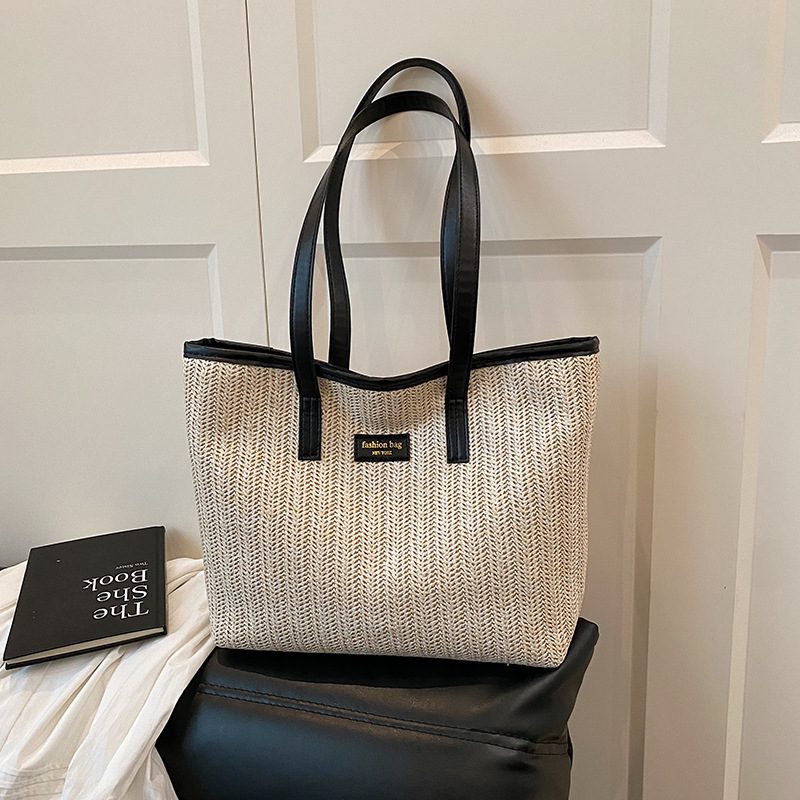 Woven Straw Large Capacity Top-Handle Tote Bag view 3