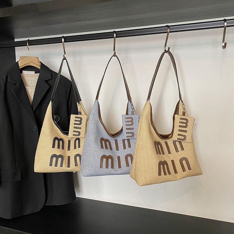 Vintage Shoulder Tote Bag with Pouch