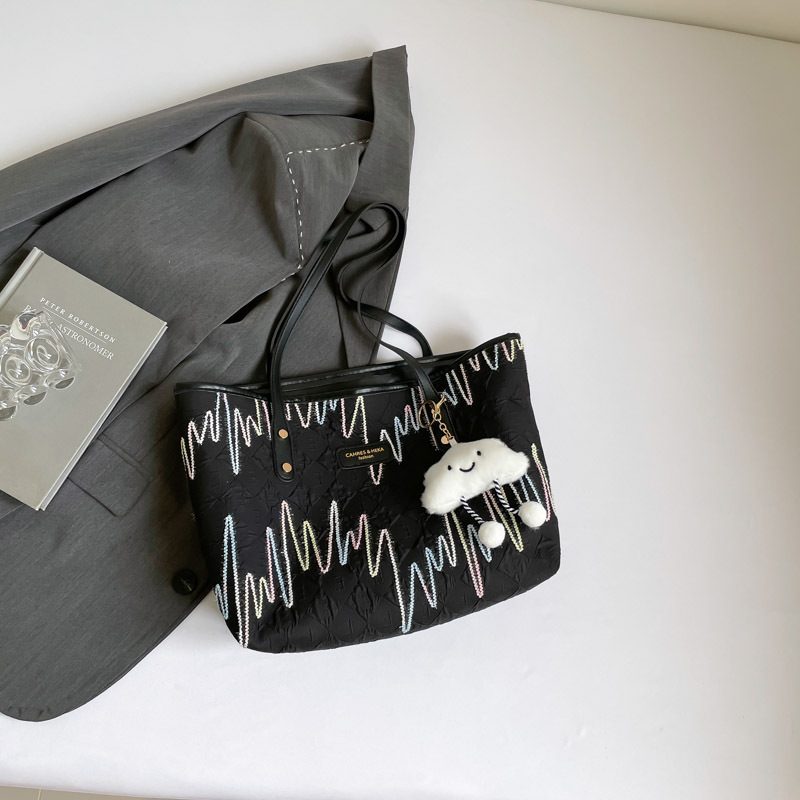 Sac cabas bandoulière en toile rayée view 10
