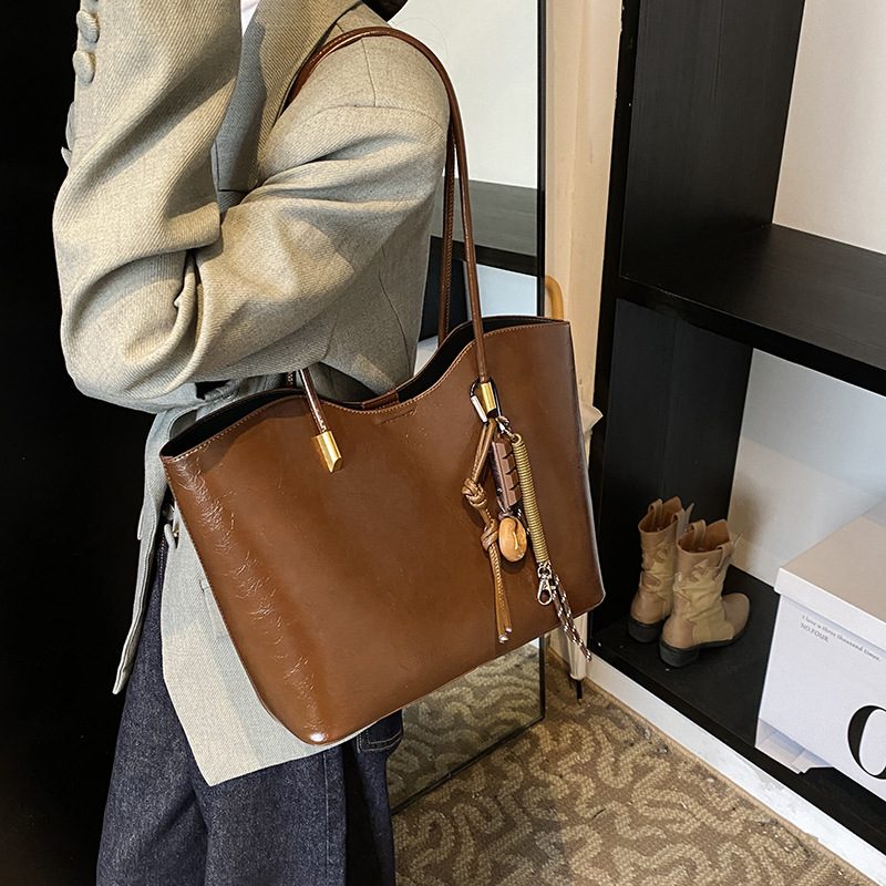 Minimalist Large Tote Shoulder Bag view 2