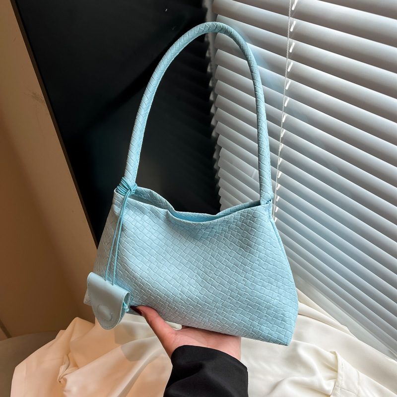 Woven-Texture Large-Capacity Shoulder Tote Bag view 2