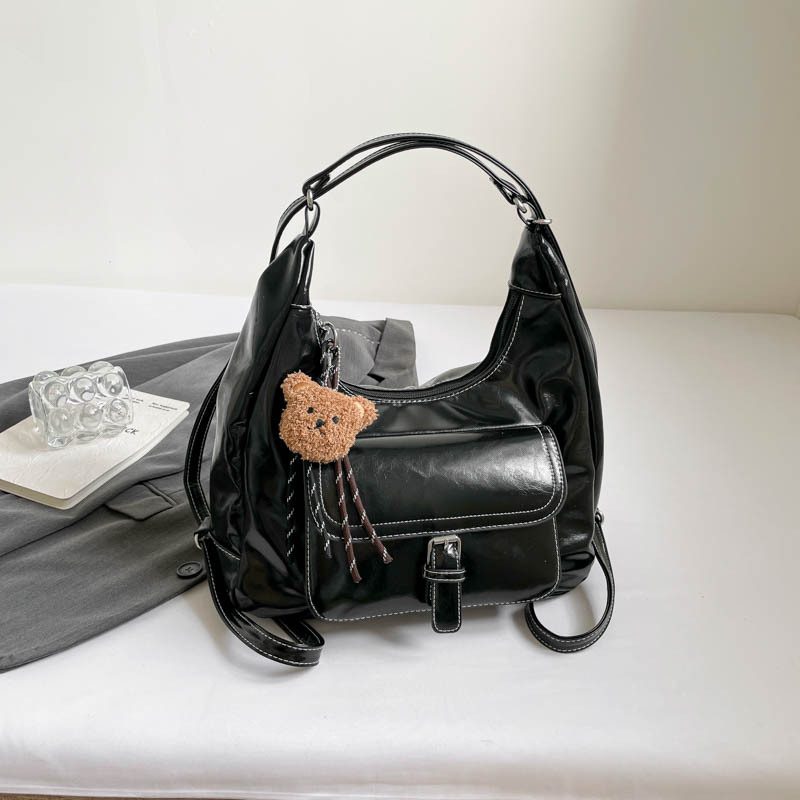 Retro Minimalist Large-Capacity Shoulder Tote Bag view 9