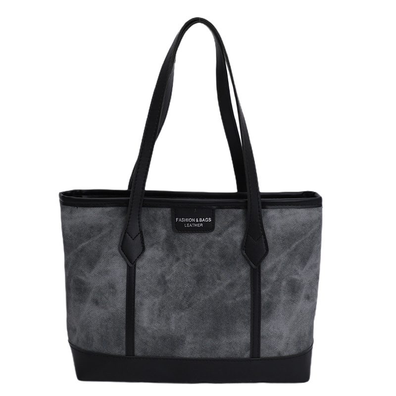 Retro Large-Capacity Commuter Shoulder Tote Bag view 5