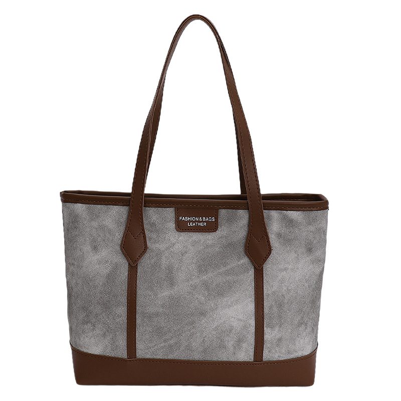 Retro Large-Capacity Commuter Shoulder Tote Bag view 7