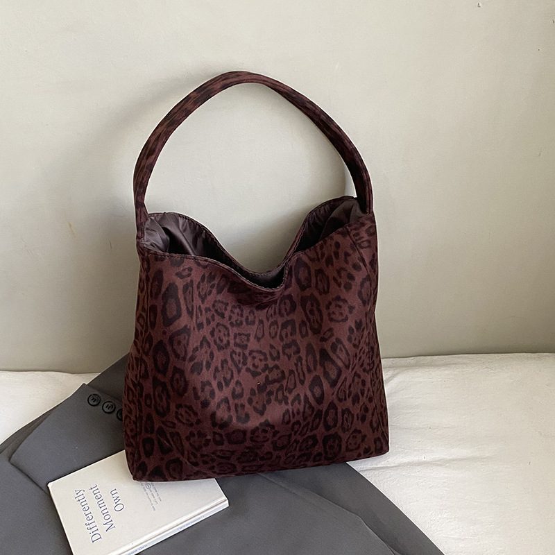 Leopard Print Minimalist Tote Shoulder Bag view 8