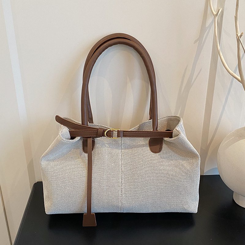 Retro Large Capacity Tote Shoulder Bag view 2