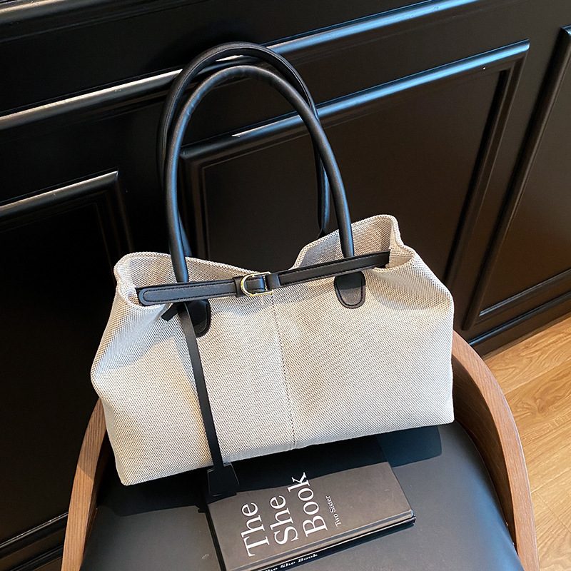 Retro Large Capacity Tote Shoulder Bag view 4