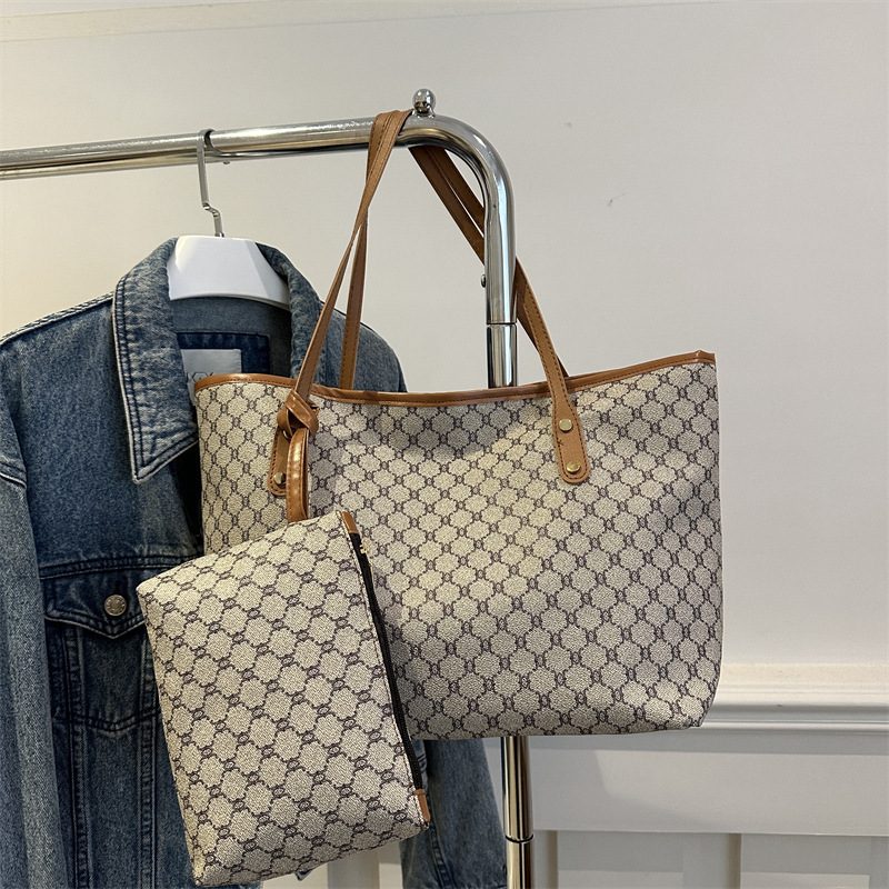 Large Capacity Tote Shoulder Bag view 3