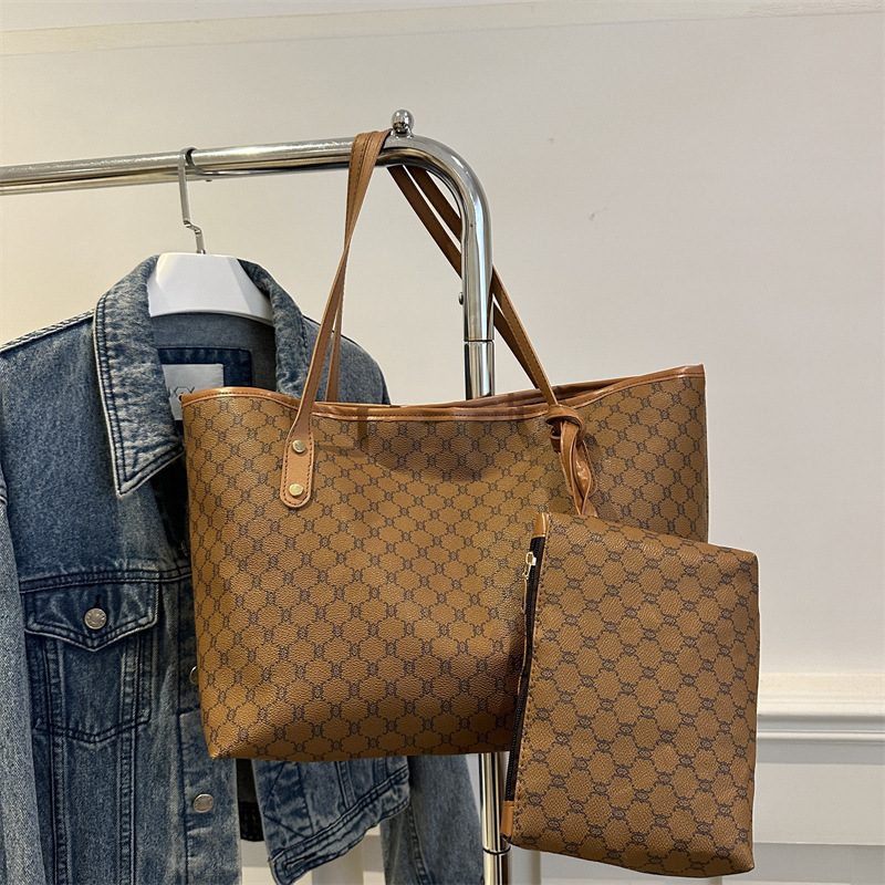 Large Capacity Tote Shoulder Bag view 4