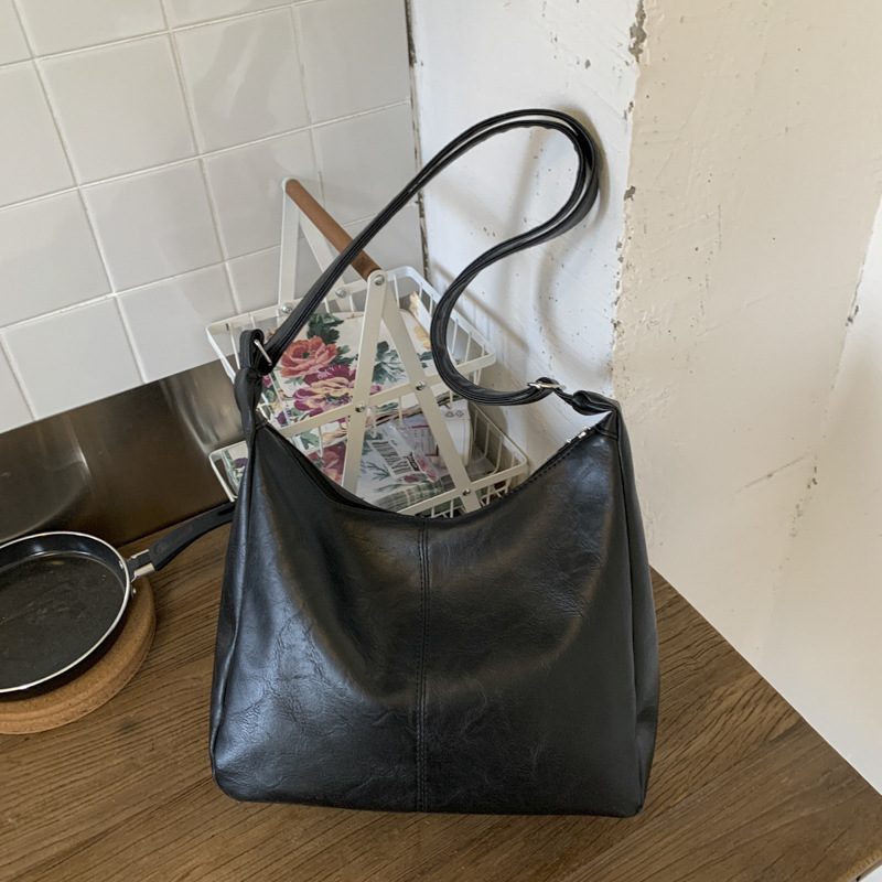 Tas Bahu Tote Kapasitas Besar Kasual view 3