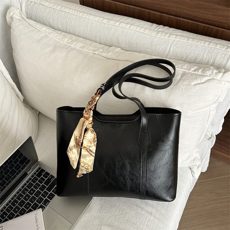 Solid Color Shoulder Tote Bag view 2