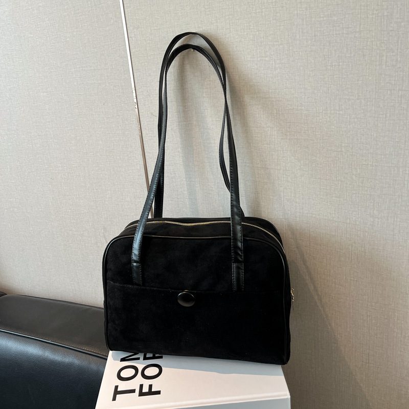 Tas Tote Bahu Matte view 11
