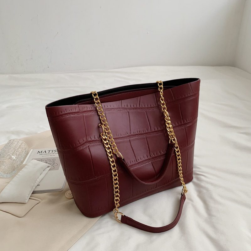 Tas Tote Bahu Rantai Warna Solid view 8