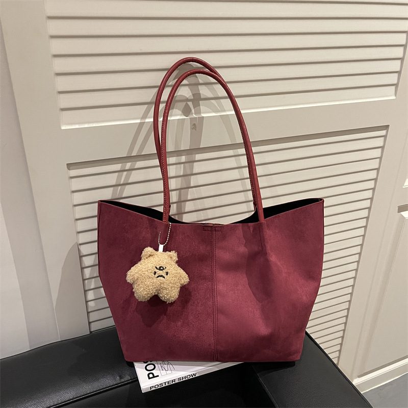 Minimalist Large-Capacity Shoulder Tote Bag view 3