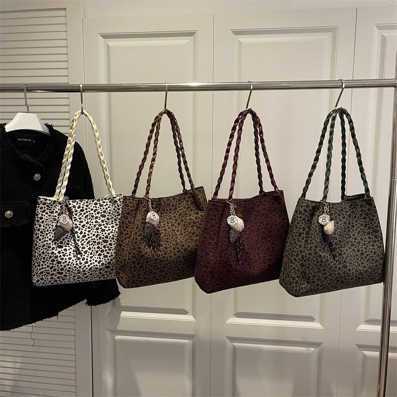 Vintage Leopard Print Large-Capacity Tote Bag