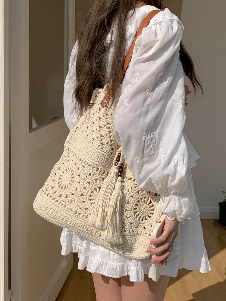 Handwoven Straw Large-Capacity Tote Bag view 6