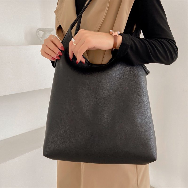 Soft Leather Large-Capacity Tote Bag view 3