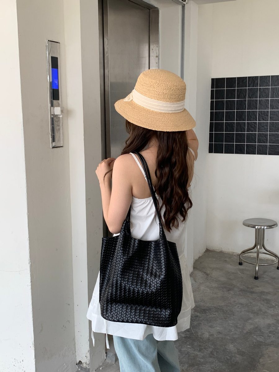 Large Capacity Shoulder Tote Bag view 8