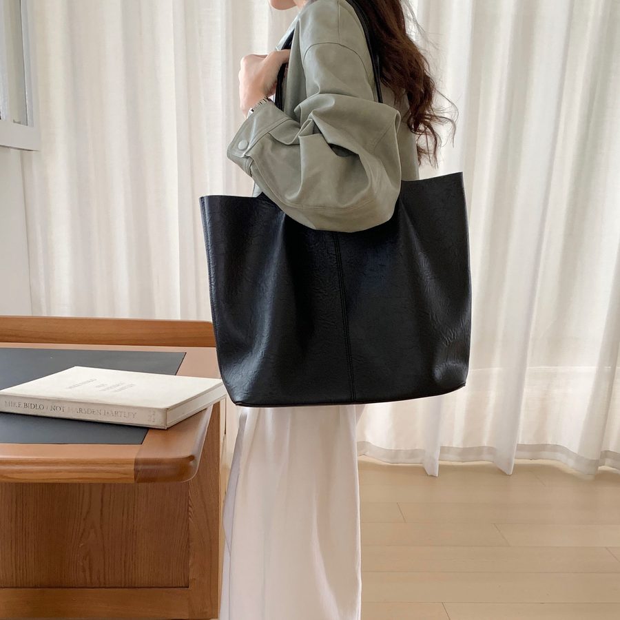 Soft Leather Minimalist Shoulder Tote Bag view 4