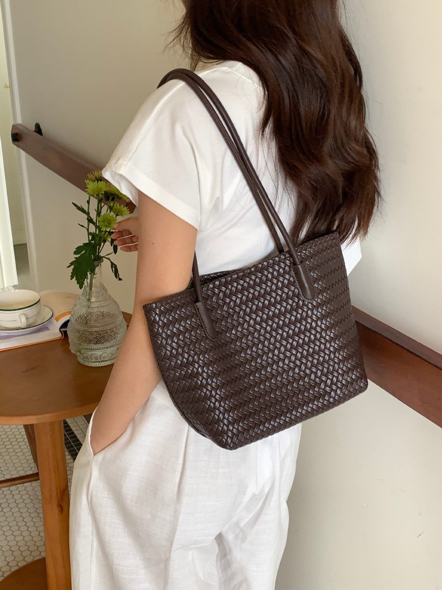 Woven Top-Handle Tote Beach Shoulder Bag view 2
