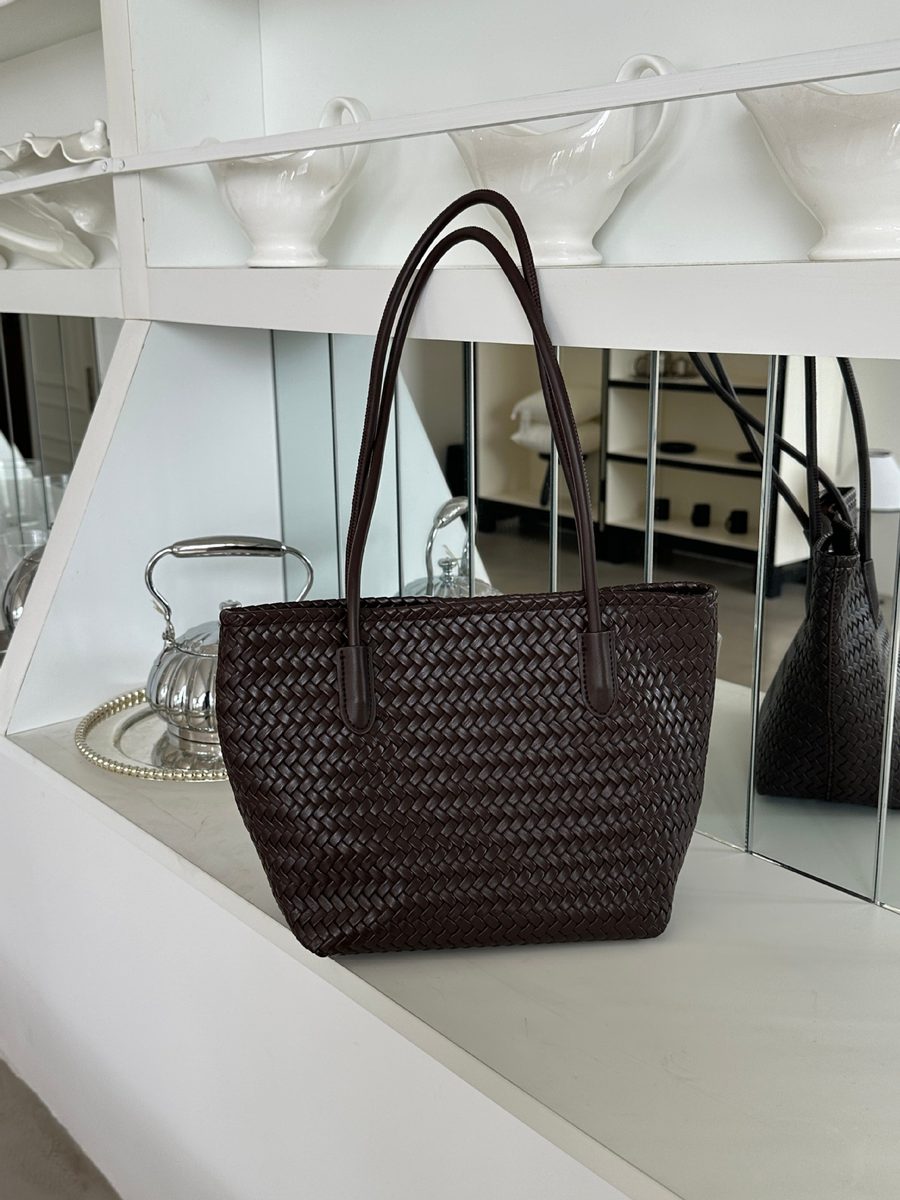 Woven Top-Handle Tote Beach Shoulder Bag view 3