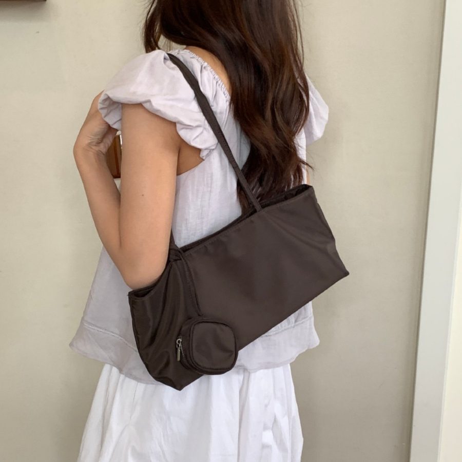 Tas Tote Anyaman Pegangan Atas Bahu Minimalis view 3