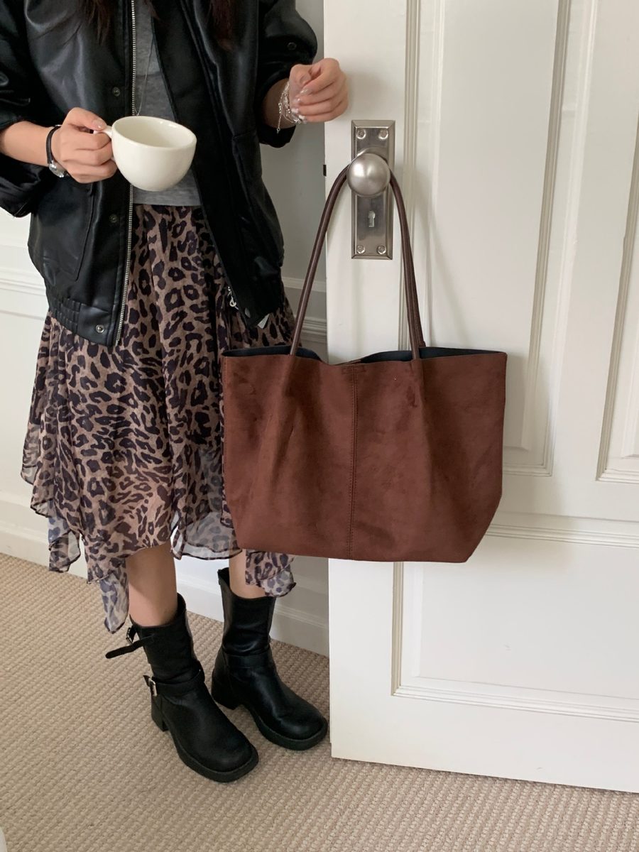 Leopard Print Tote Bag Large Top-Handle view 9