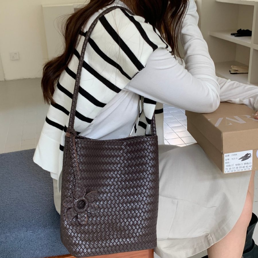 Woven Tote Bag Large Capacity Shoulder Commuter