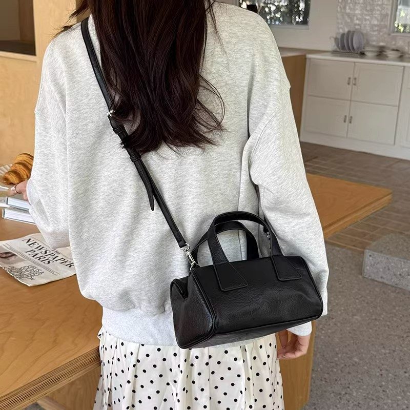 Retro Baguette Tote Shoulder Bag view 3
