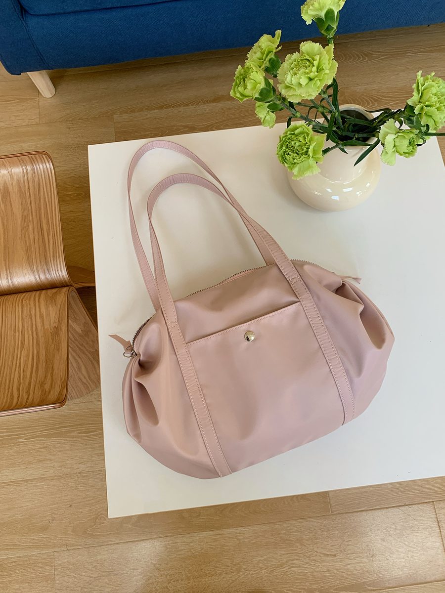 Tas Tote Dumpling Nilon Plisket Ringan view 7