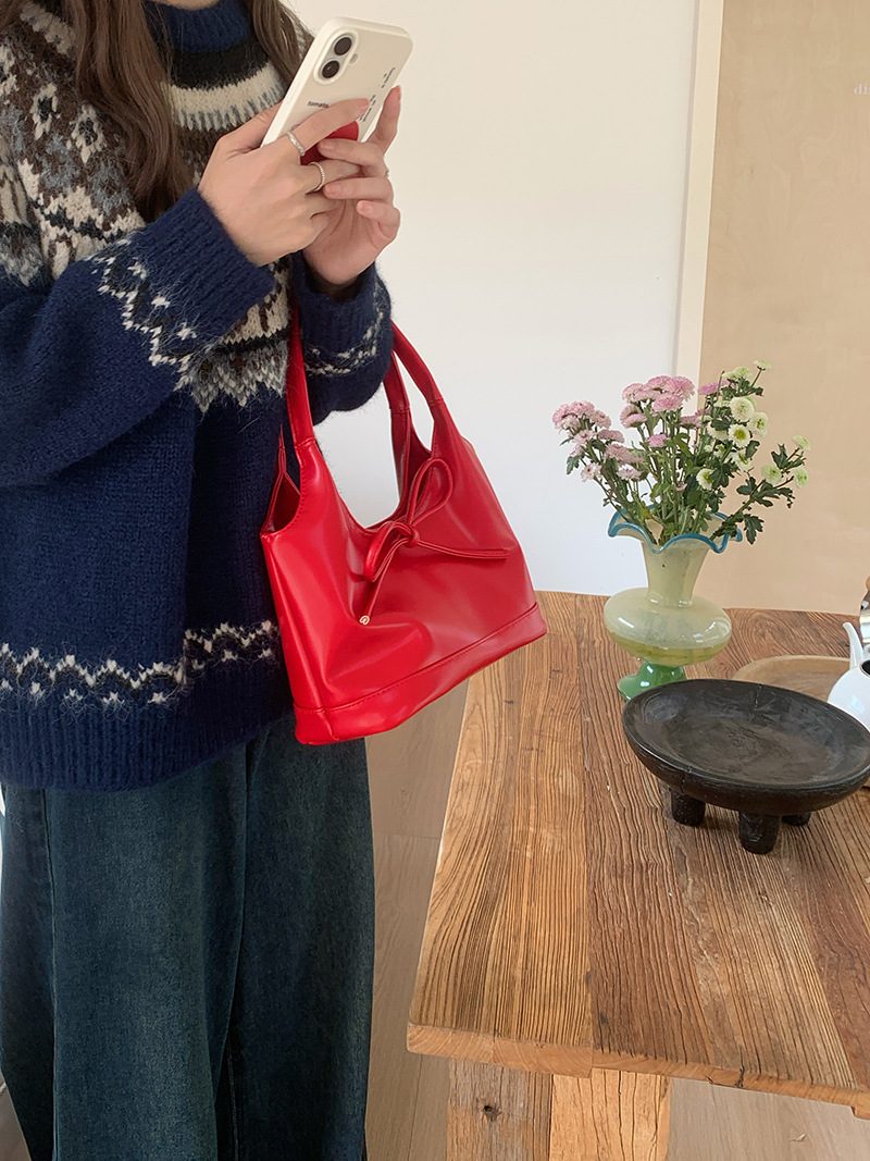 Sac à poignée supérieure avec nœud rouge pour femme view 3