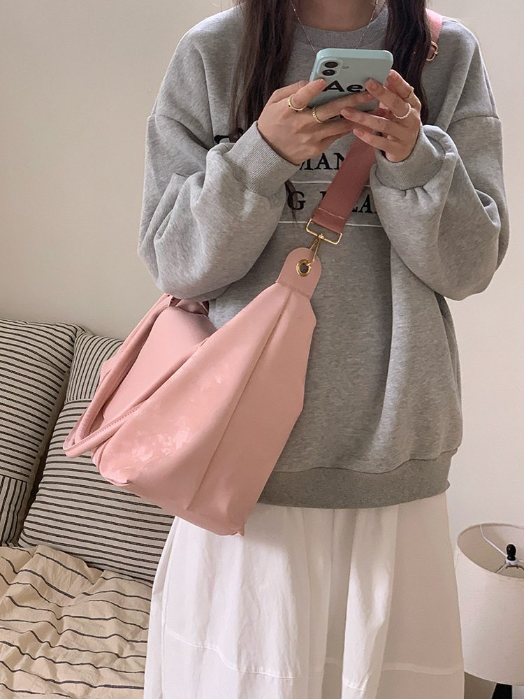 Women's Large Travel Duffel Tote Bag view 3