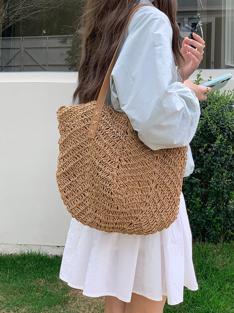 Women's Woven Straw Beach Tote Bag